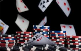 Tips Bermain Agar Tidak Terkalahkan Dalam Meja Taruhan Poker